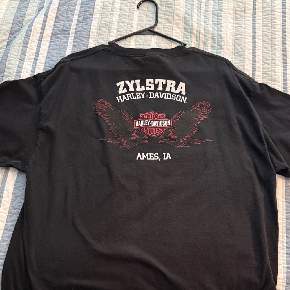 Harley-Davidson Skull Graphic Black and Red Tee - Picture 3 of 3